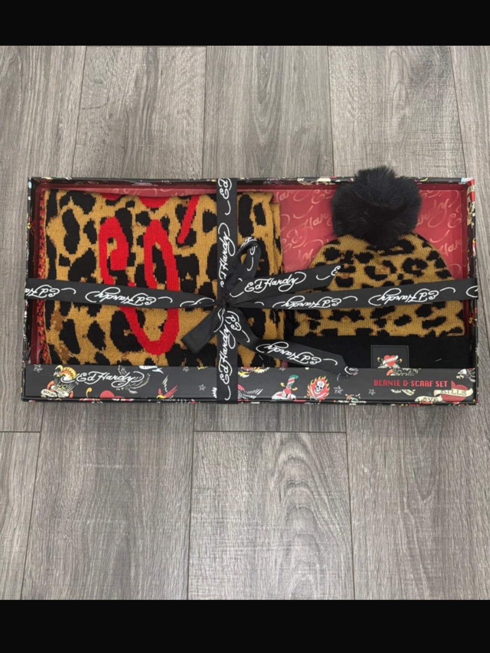 Ed Hardy Leopard Beanie & Scarf Set Love Kills Slowly Y2K Gift Box